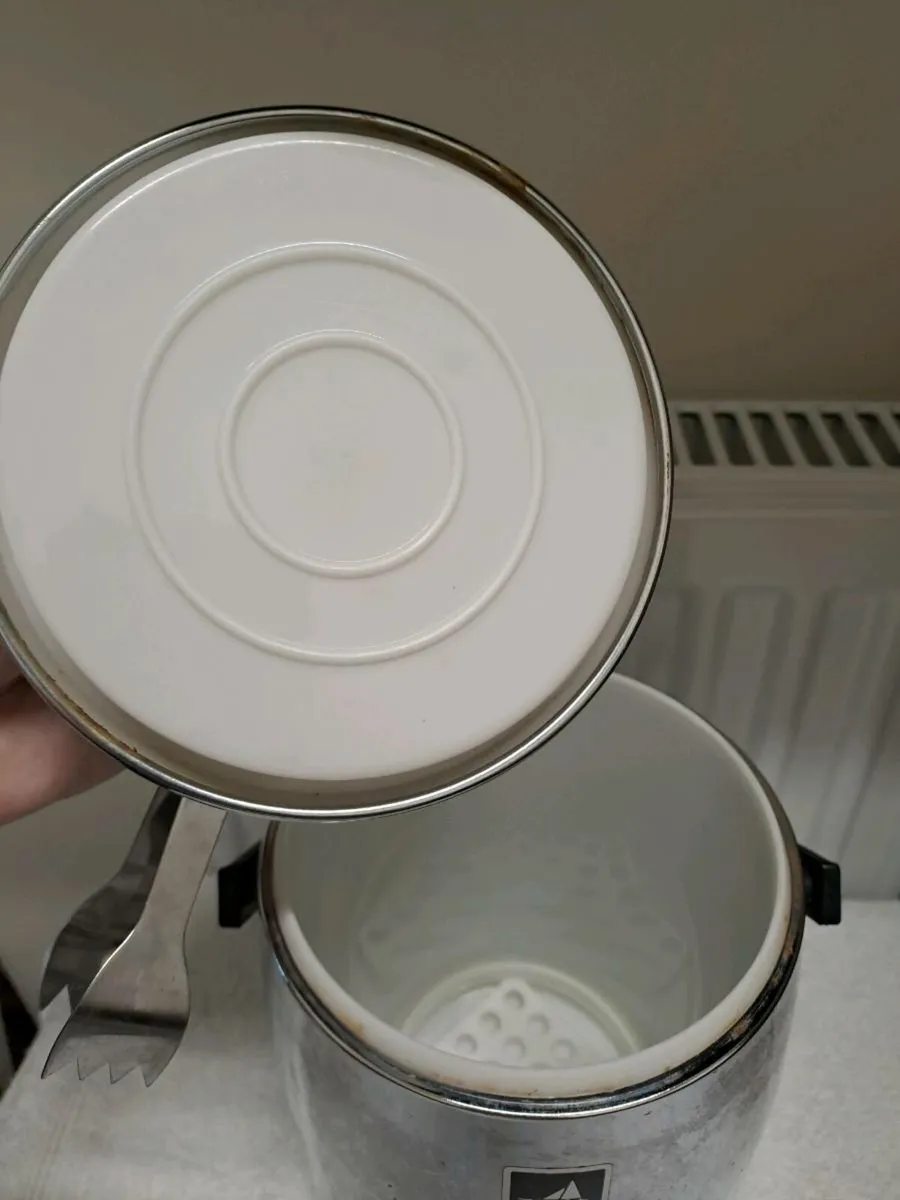 Vintage chrome Yacht ice bucket - Image 4