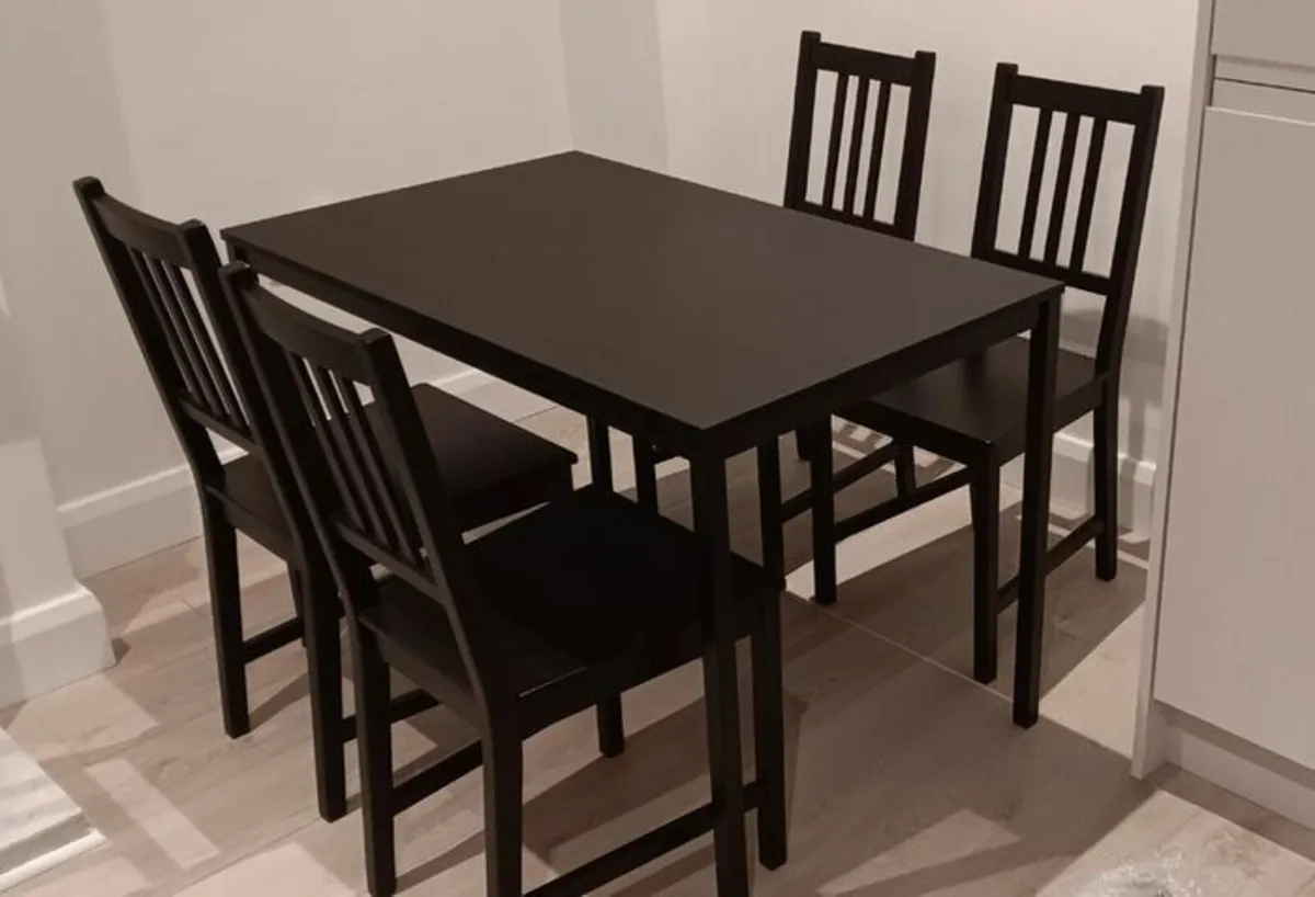 Dining Table & Chairs - Image 1