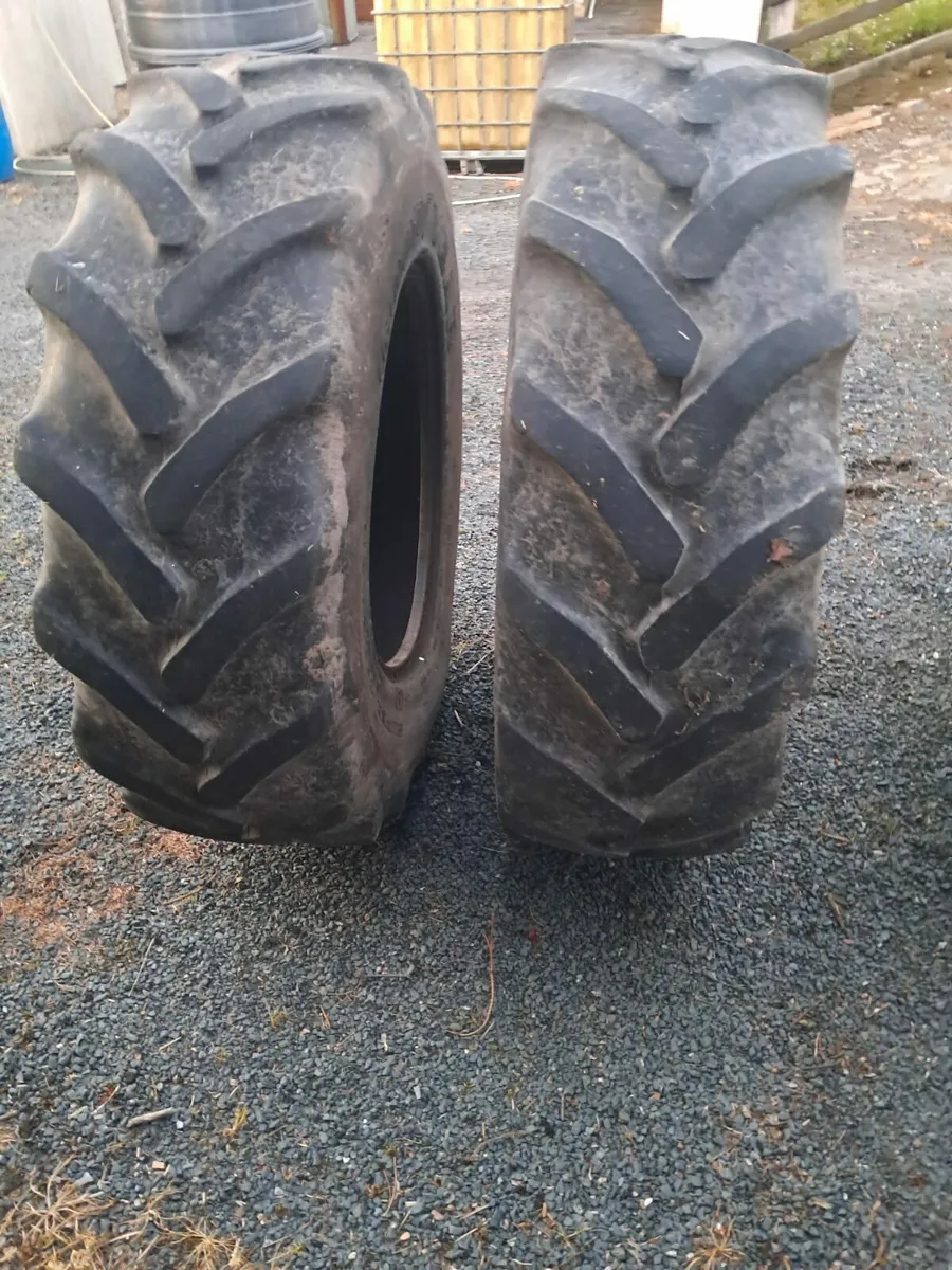 Pair of r24 tyres - Image 1