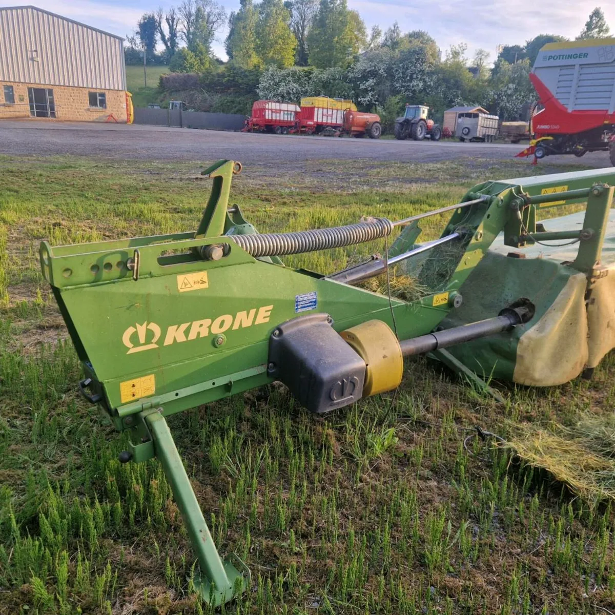 Krone R 320 - Image 1