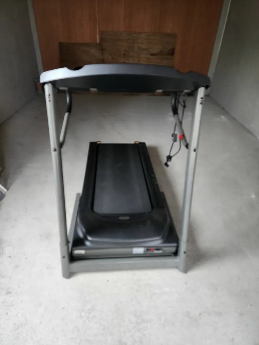 Treadmill - Image 1