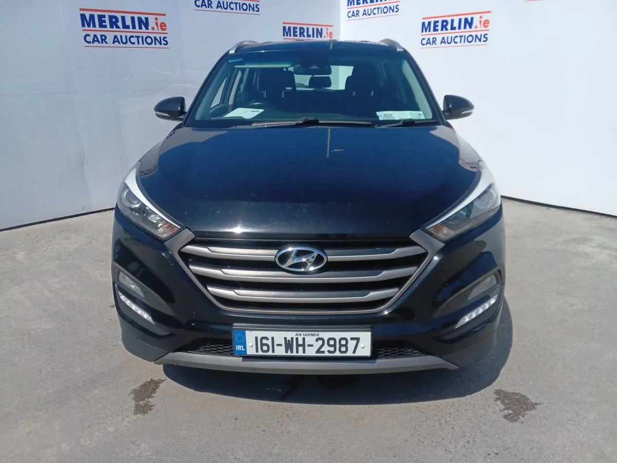 Hyundai Tucson 1.7 Crdi SE NAV Bl/dr - Image 1