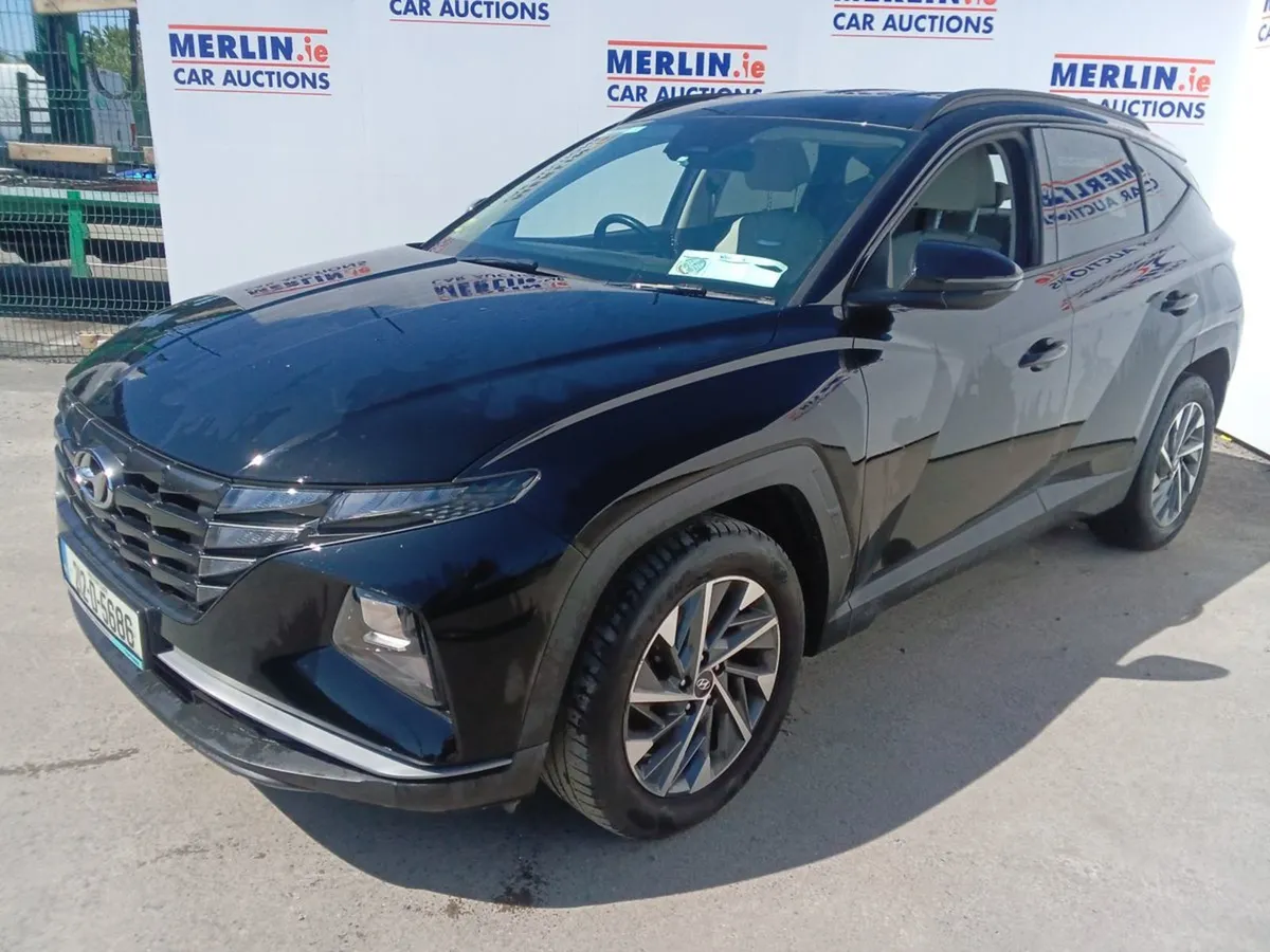 Hyundai Tucson Executive 2WD 1598 - Image 2