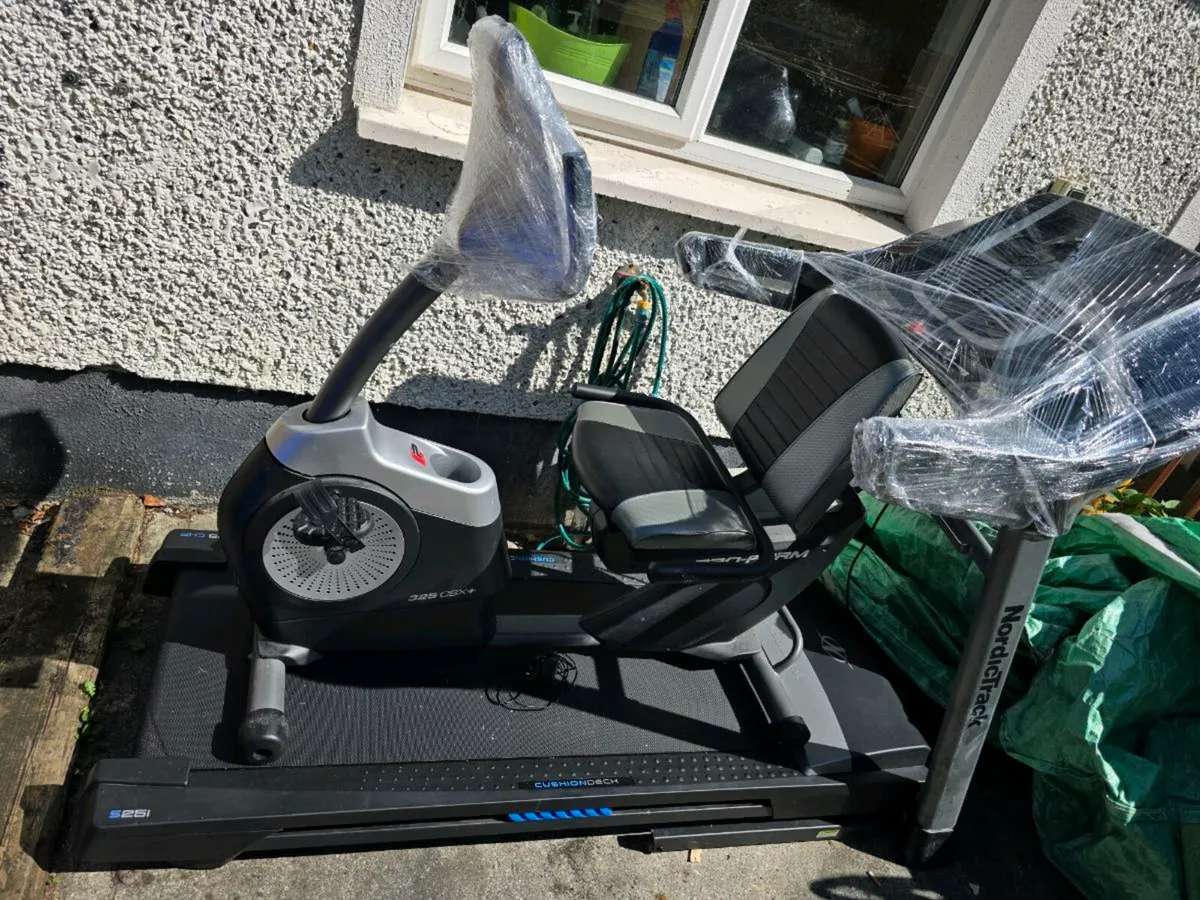 ProForm 325 CSX+ Recumbent Bike - Image 1