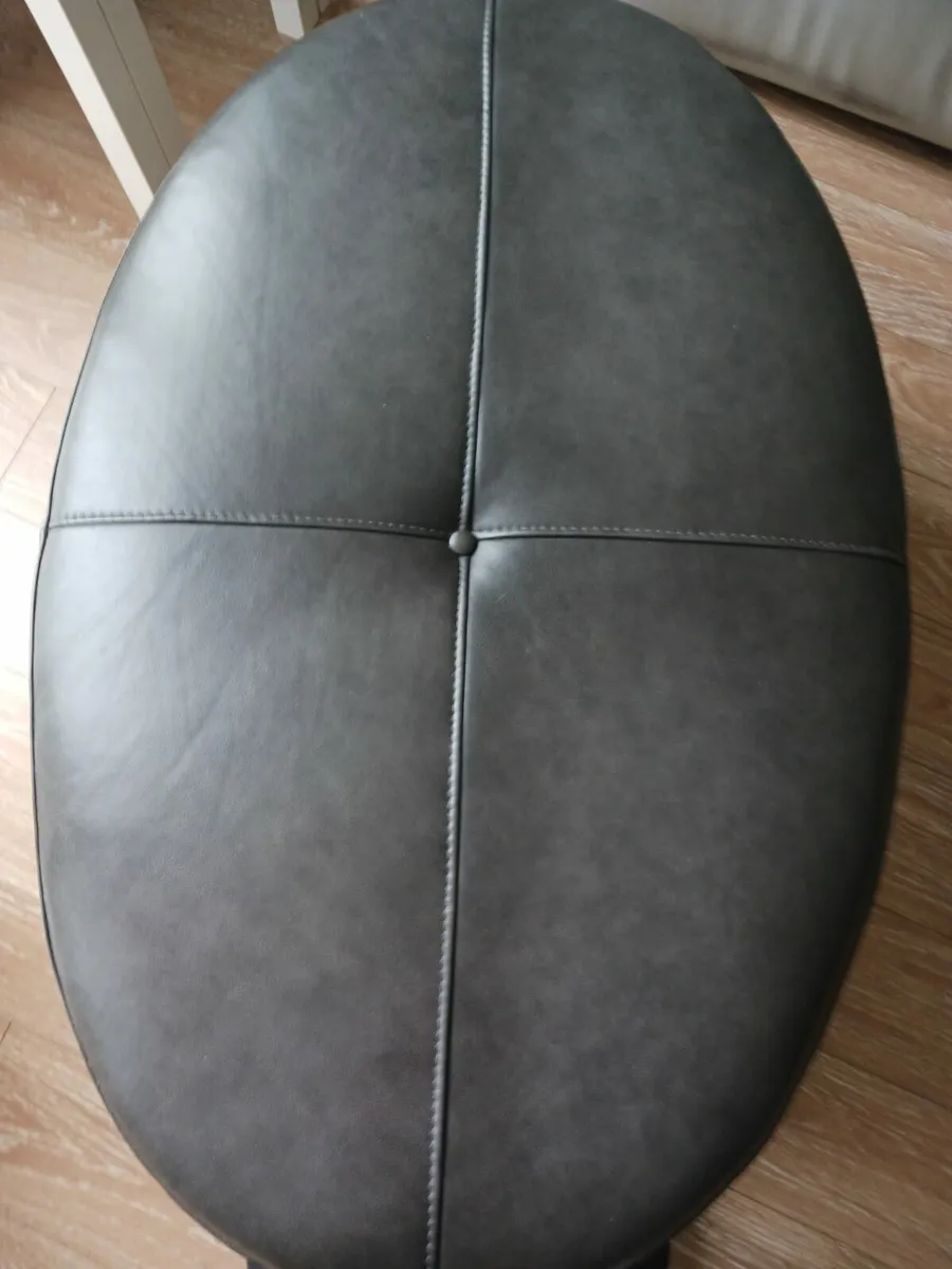 Foot stool ...seat - Image 2