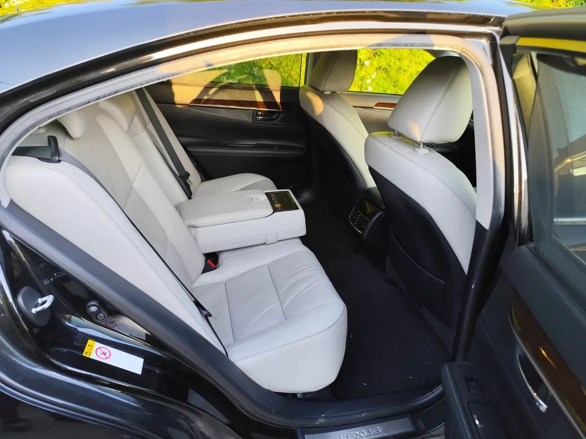 Lexus ES 2014 - Image 2