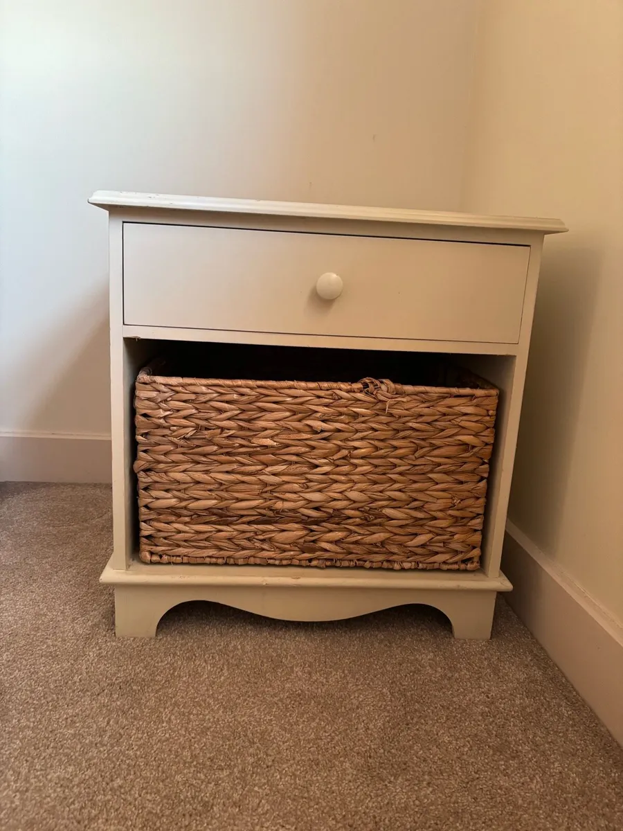 Storage / bed side table - Image 1