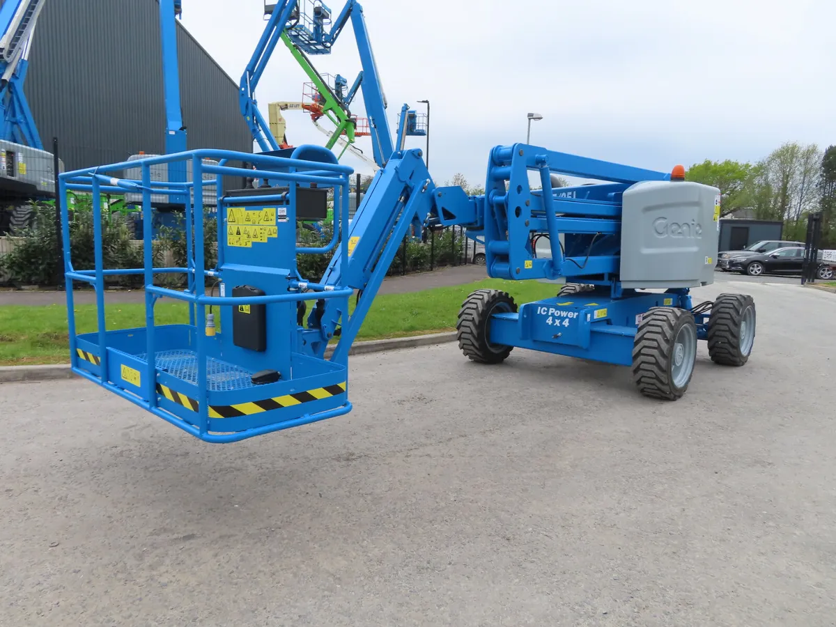 Genie Z45/25J Articulating Boom Lift 2014 - Image 2
