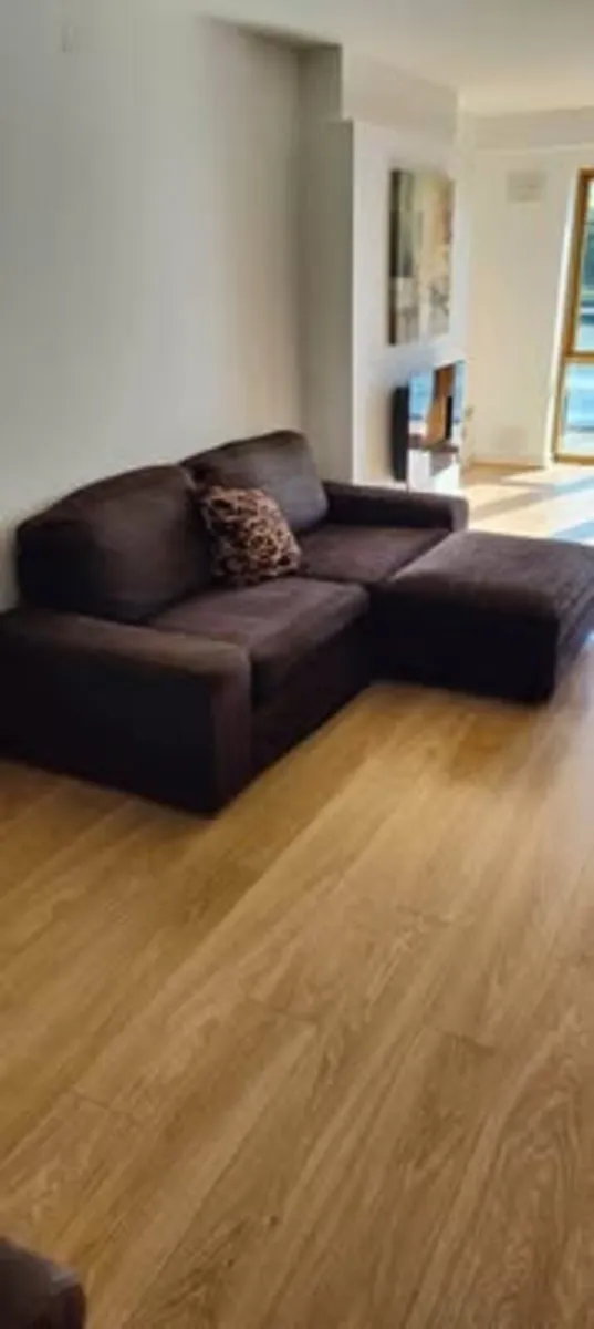 Fabric couch - Image 3