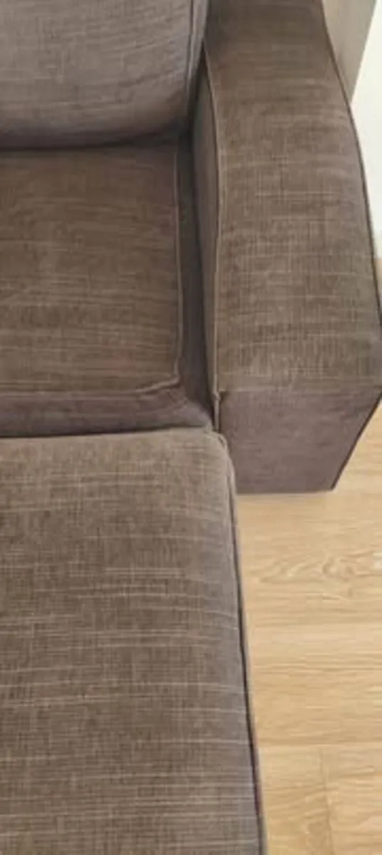Fabric couch - Image 4