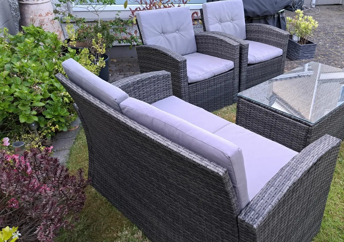 Garden furniture - Image 2
