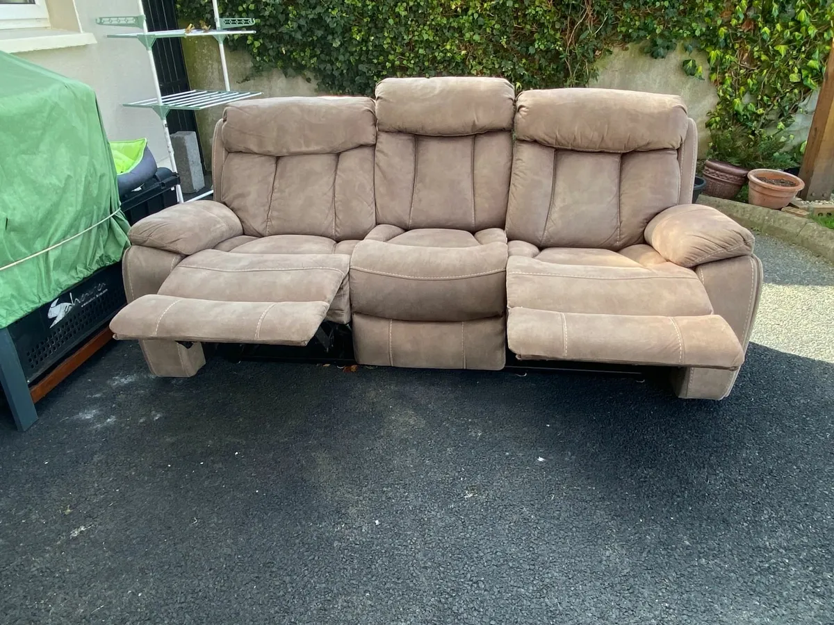sofa - Image 2