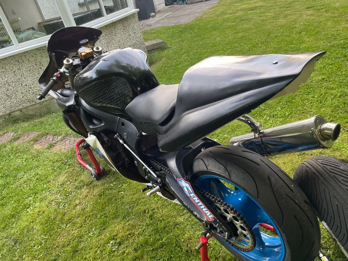 R6 track bike - Image 2