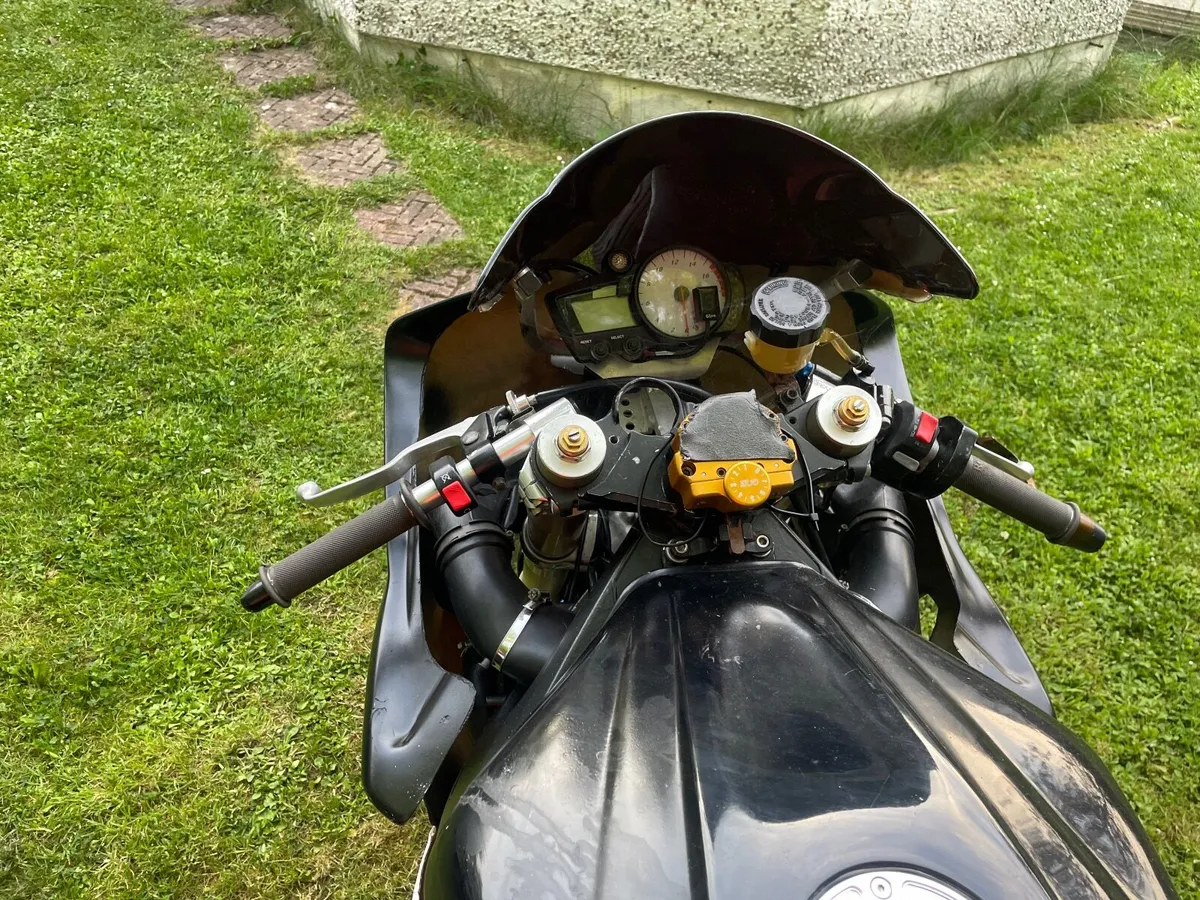 R6 track bike - Image 3