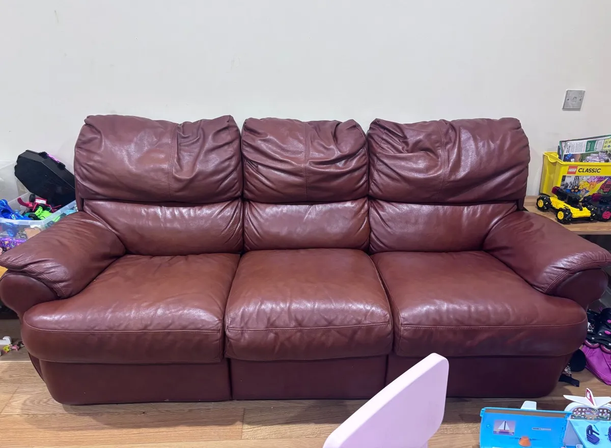 Three Seater leather Sofa lazy boy - Image 1