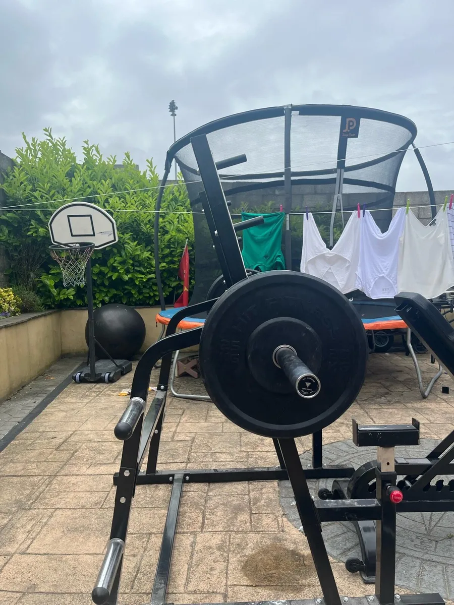 Squat rack and bench press - Image 4