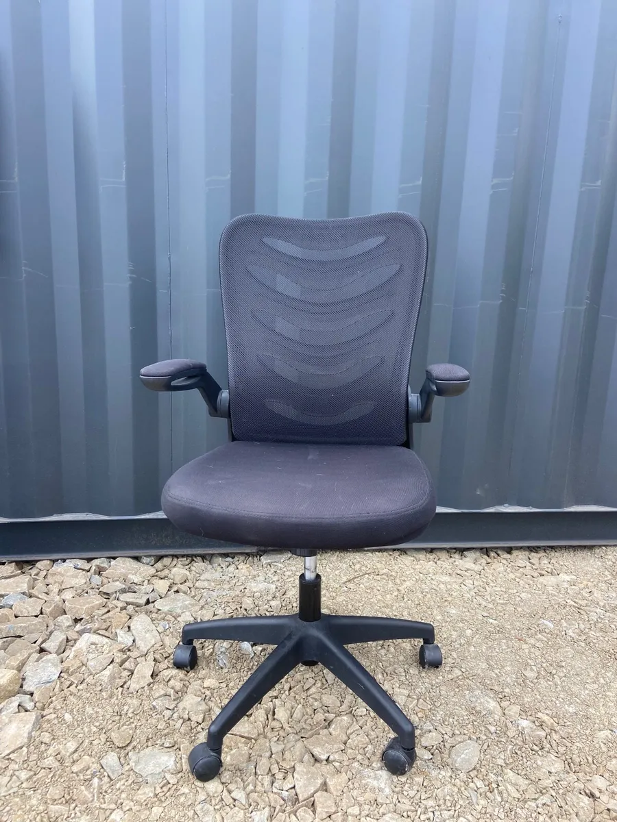 Office Chairs - Image 3