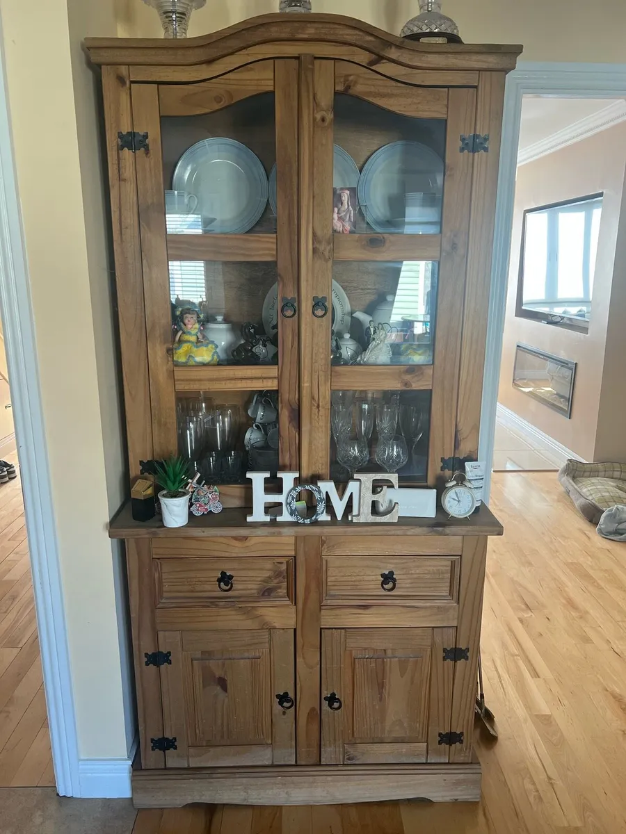 Cabinet - Image 2