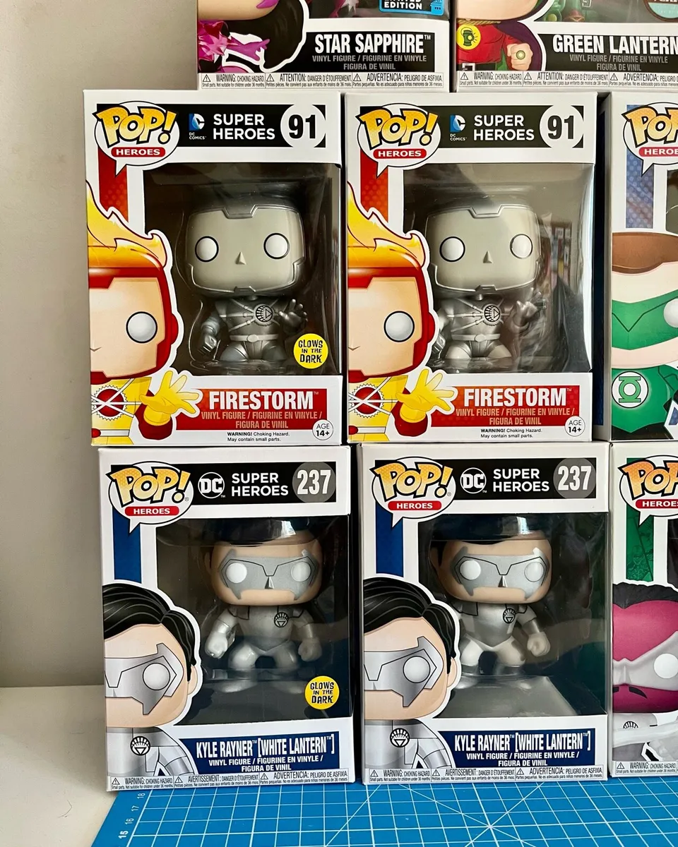 Green Lantern / Lanterns DC Funko Pops - Image 2