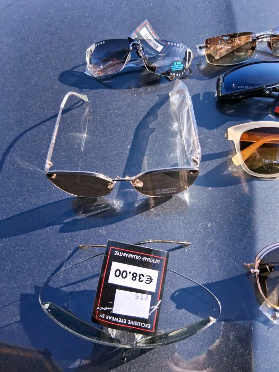 Sun glasses - Image 2