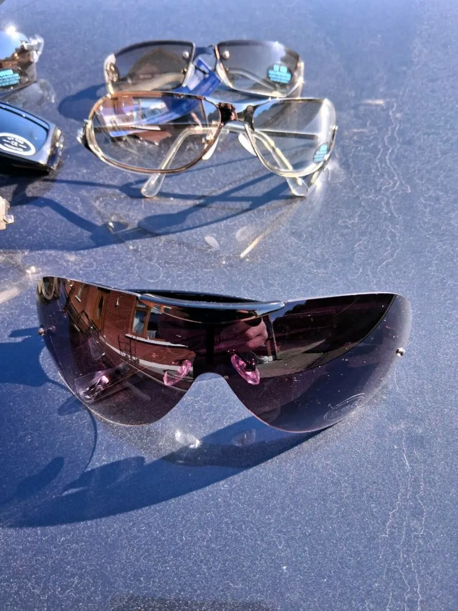 Sun glasses - Image 4