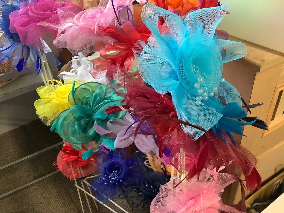 Hair fascinator new €16 can post - Image 1