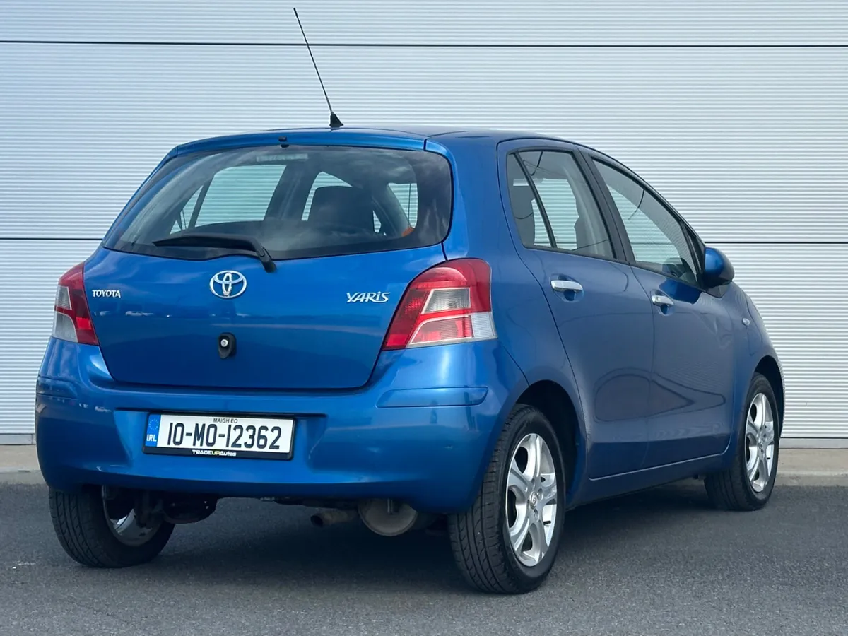 Toyota Yaris Terra VVT-i - Image 3