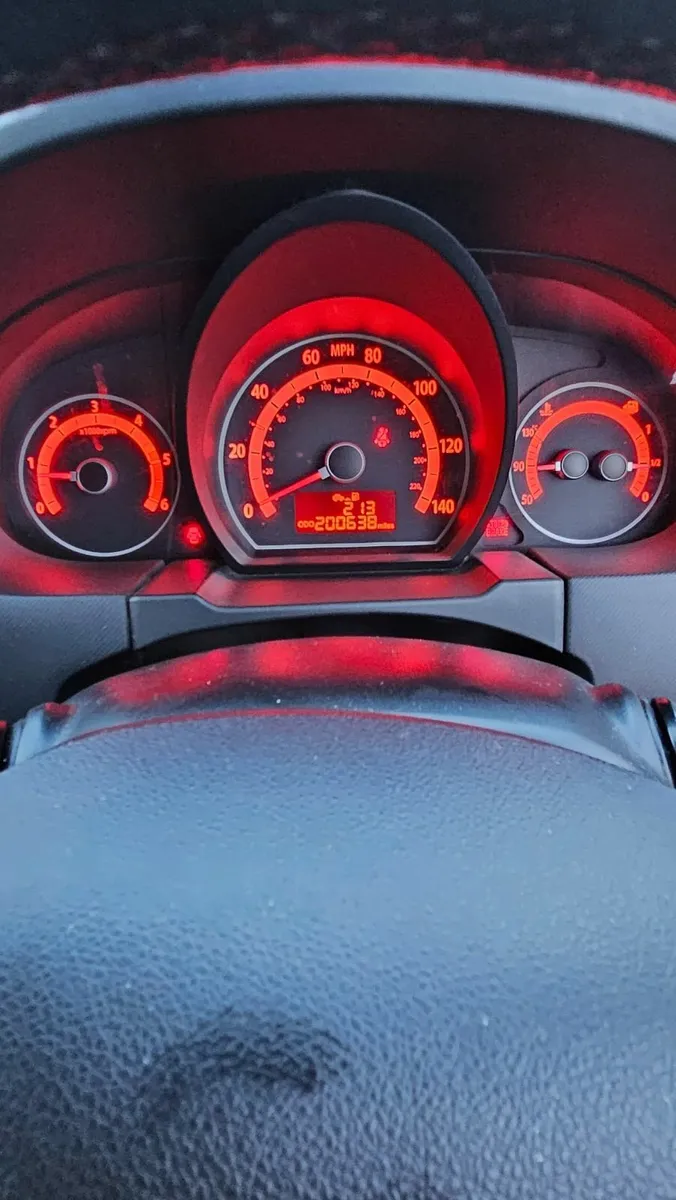 Kia Ceed 2011 - Image 2