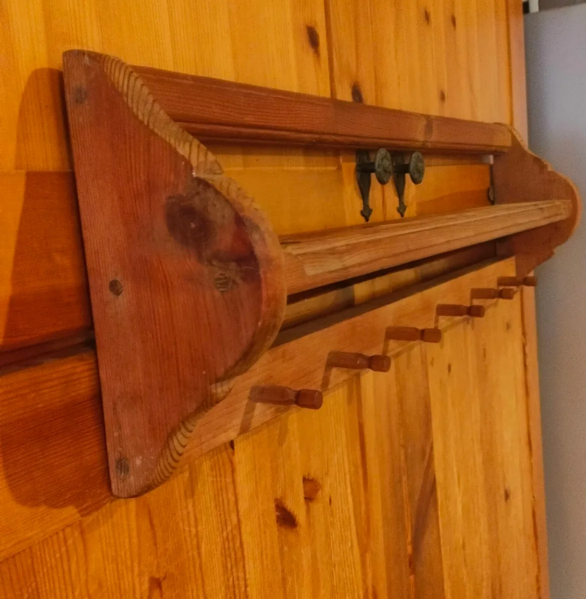 Penny Pine beeswax pine wall shelf and Mug Holder. - Image 1