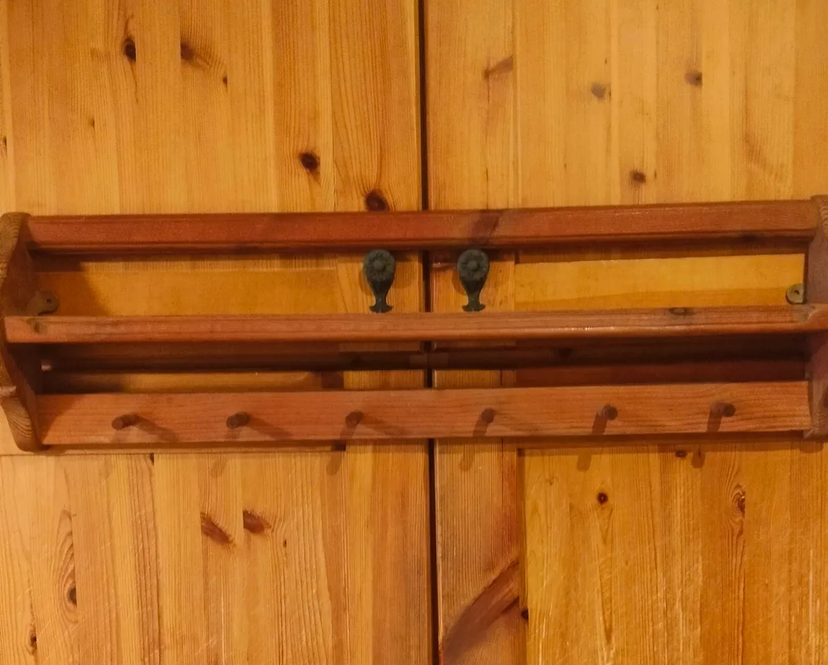 Penny Pine beeswax pine wall shelf and Mug Holder. - Image 2