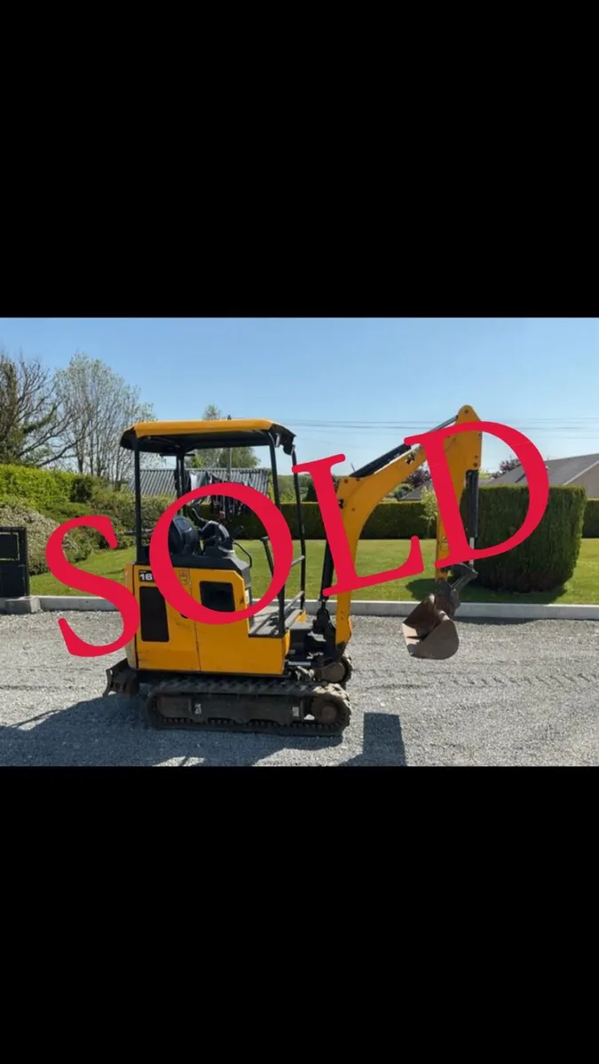 2021 JCB 1.6 tonne 16-C digger - Image 1