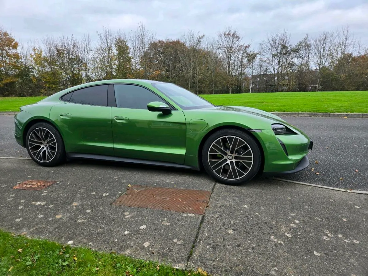 Porsche taycan 93kw performance plus long range - Image 4