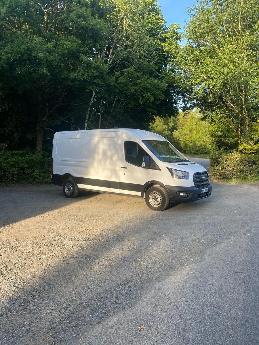 Transit van - Image 2