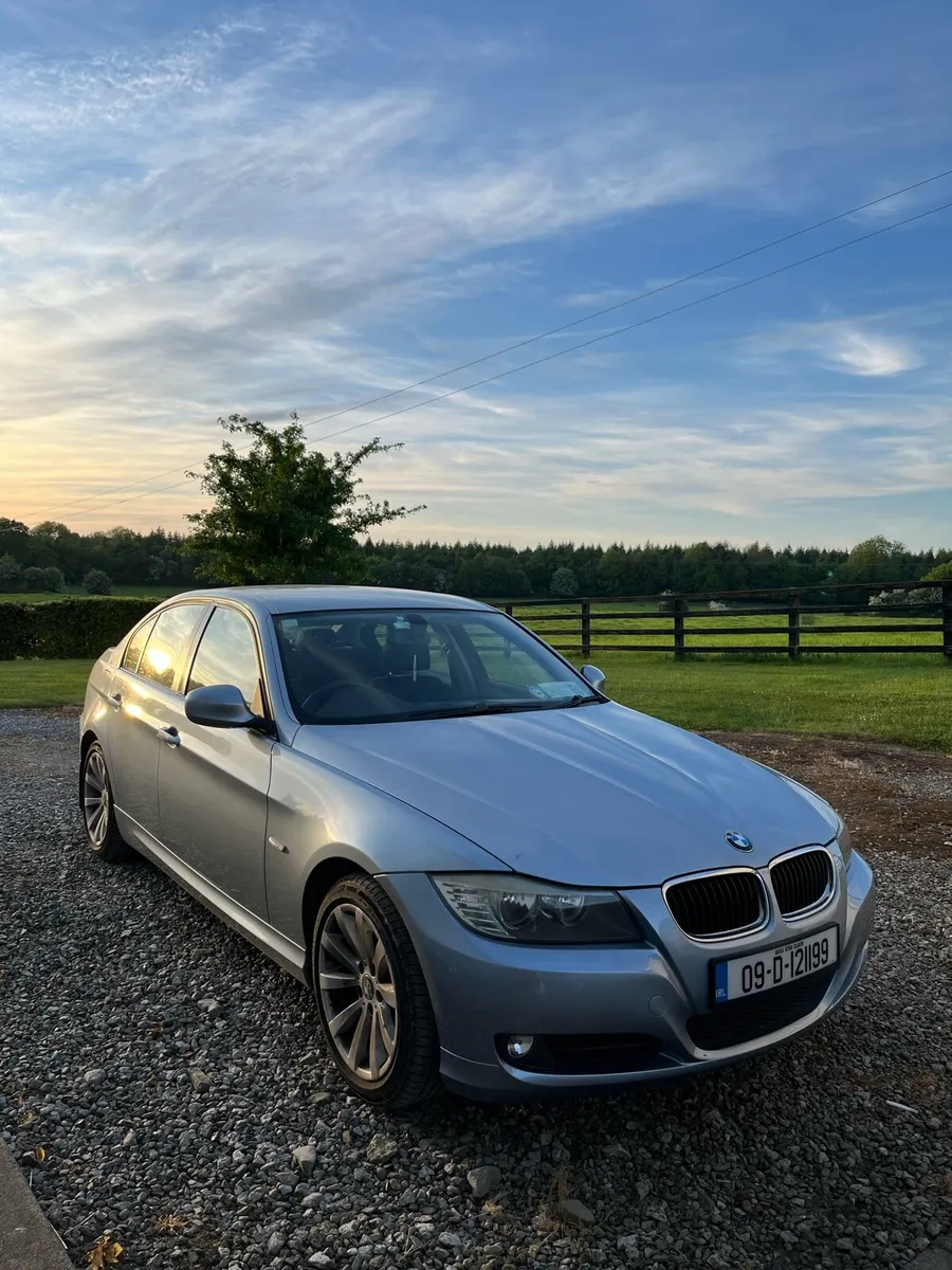 BMW 318d ‘09 - Image 1