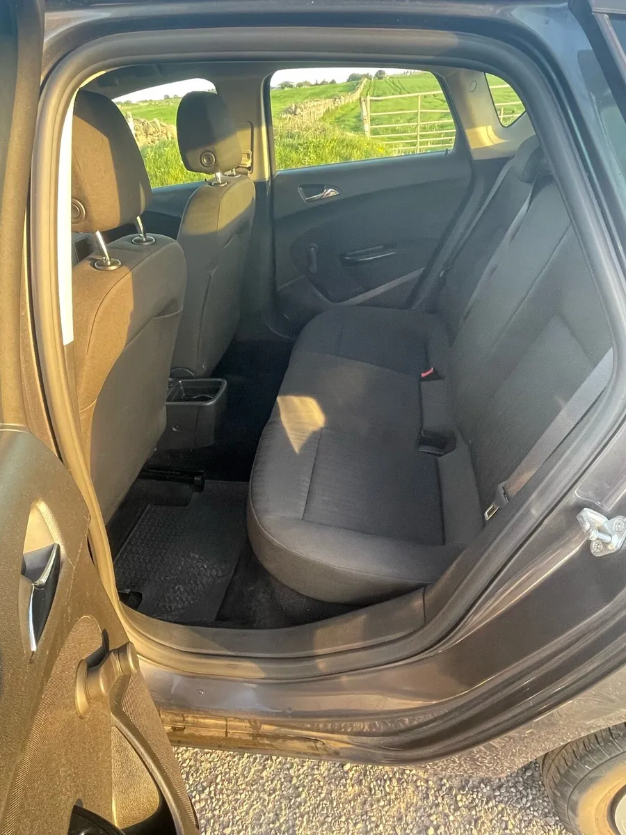 Opel Astra 1.4 Petrol - Image 3