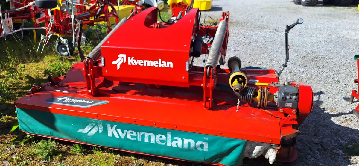2019 KVERNELAND 3632 FRONT MOWER - Image 2