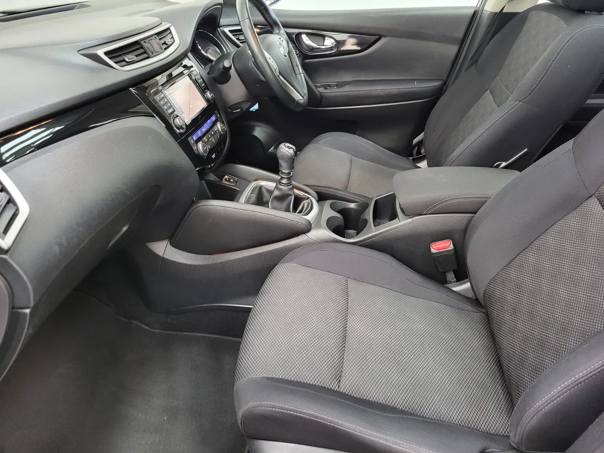 162 NISSAN QASHQAI 1.5DSL SV = PANORAMIC ROOF = - Image 3