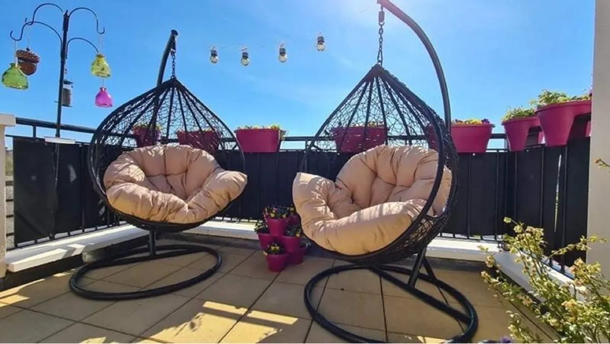 Egg Chairs Brand New in Stock - Image 3