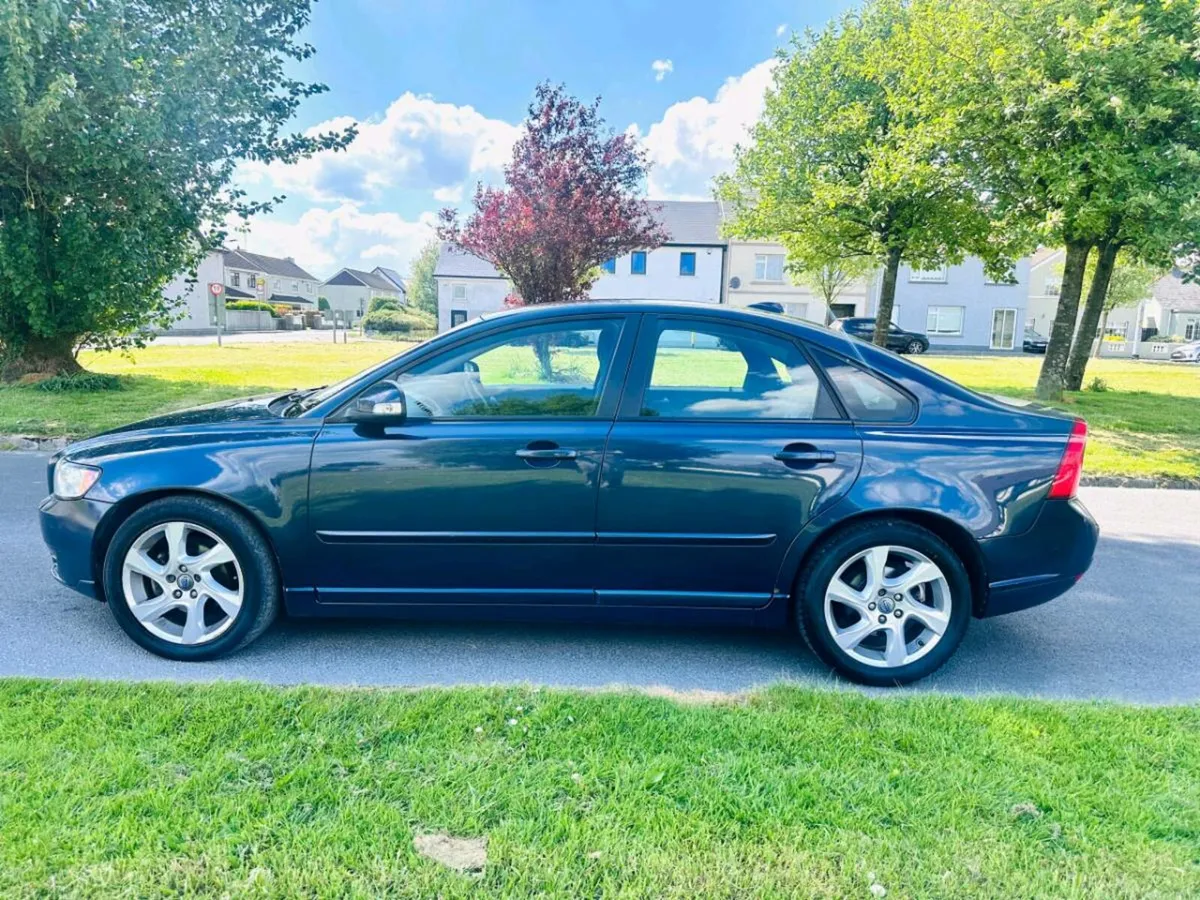 Car - Image 3