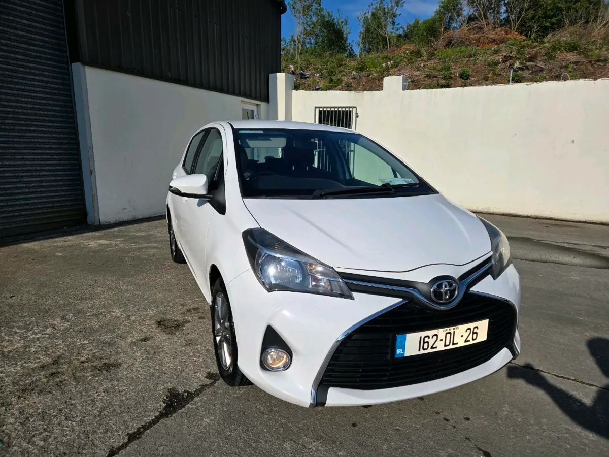 162 Toyota Yaris Luna. - Image 2