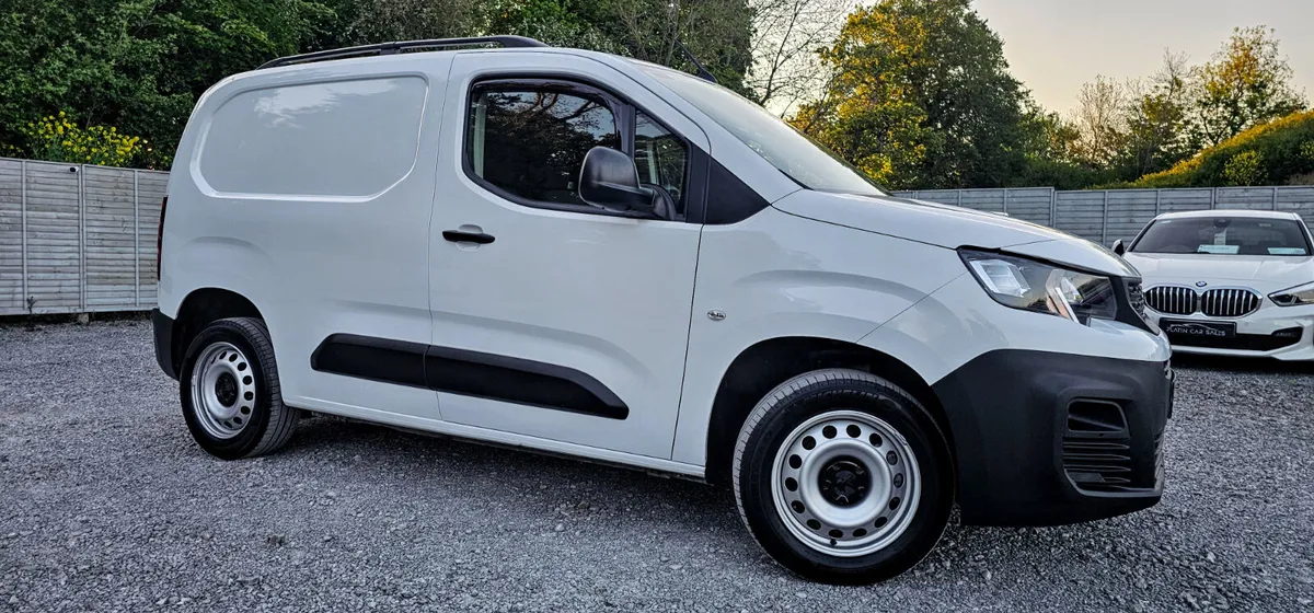 2024 Peugeot Partner 1.5 Diesel Automatic - Image 2