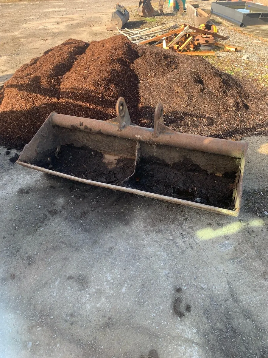 Bucket - Image 4