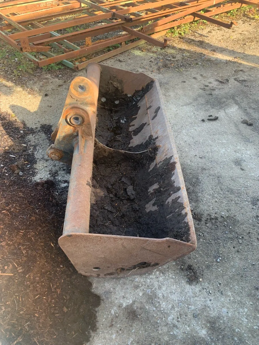 Bucket - Image 1
