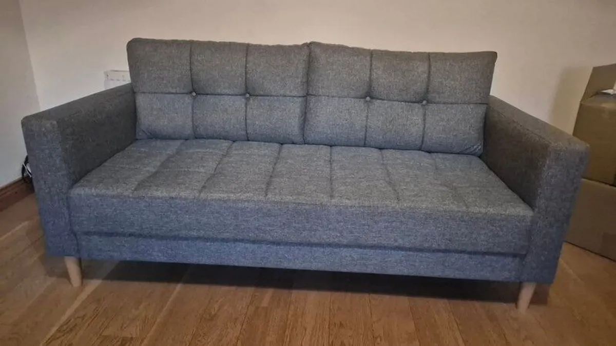 small 3 & 2 searer sofa - Image 2