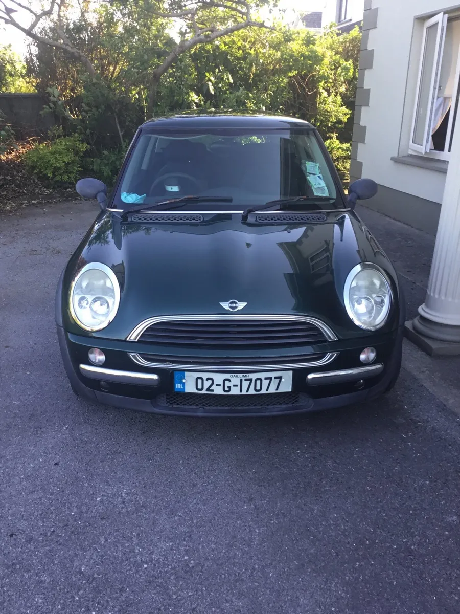 Green Mini One 2002 - Image 1