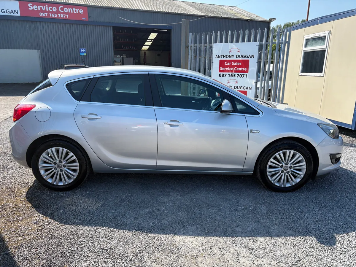 152 Opel Astra 1.6 Excite - Image 2
