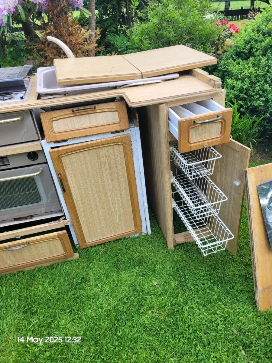 Campervan parts - Image 2