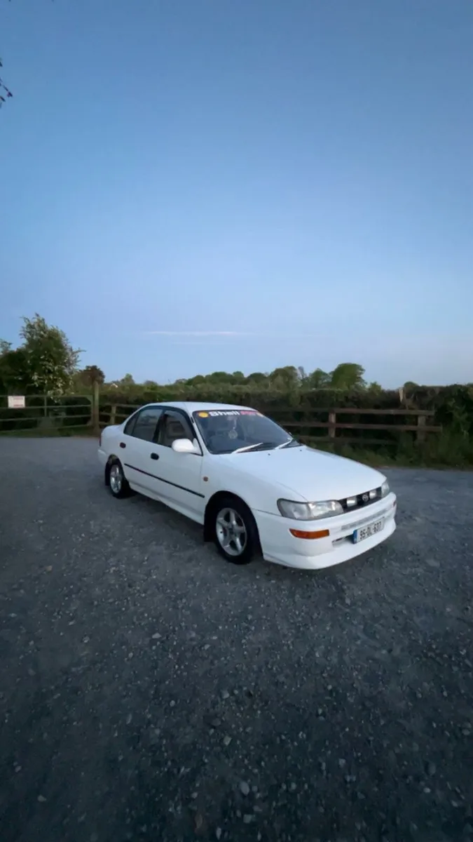 Toyota corolla e10 xli - Image 1