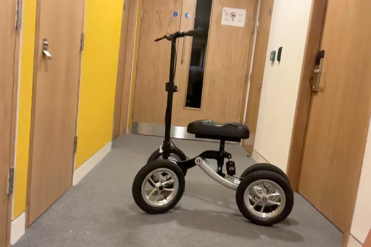 Knee Scooter/Knee Walker/Scooter - Image 1