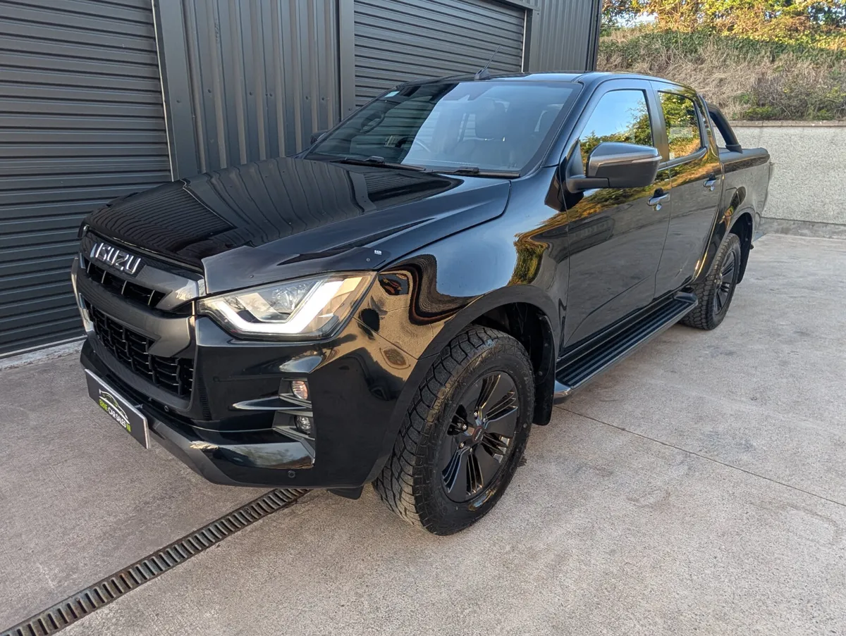 2021 Isuzu D-Max 1.9 V-Cross double cab - Image 4